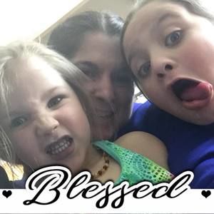 Meet your Posher, Kendra